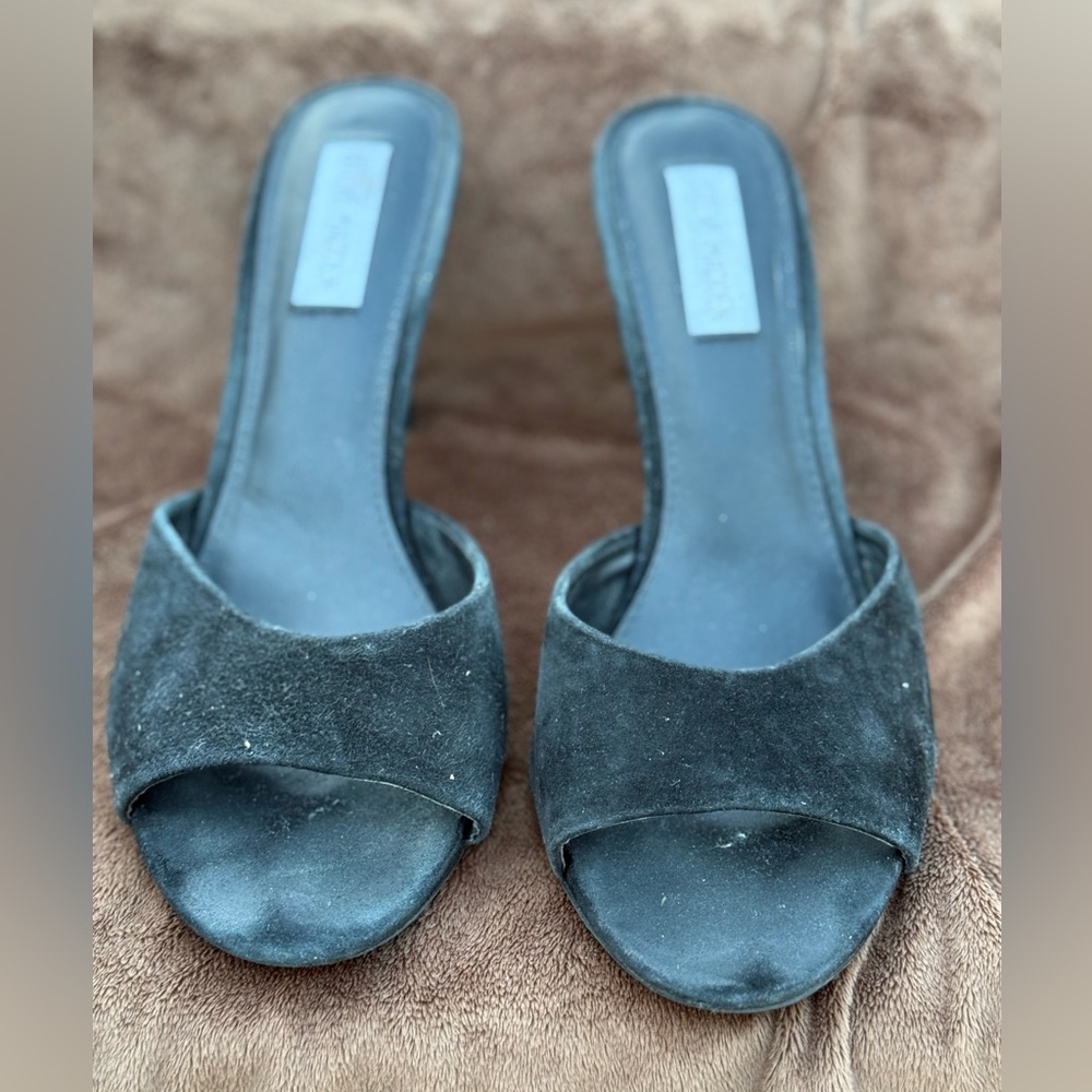 Steve Madden Elegant Black Slip-On Sandals
